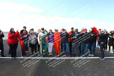 media/Jan-25-2025-CalClub SCCA (Sat) [[03c98a249e]]/Around the Pits/